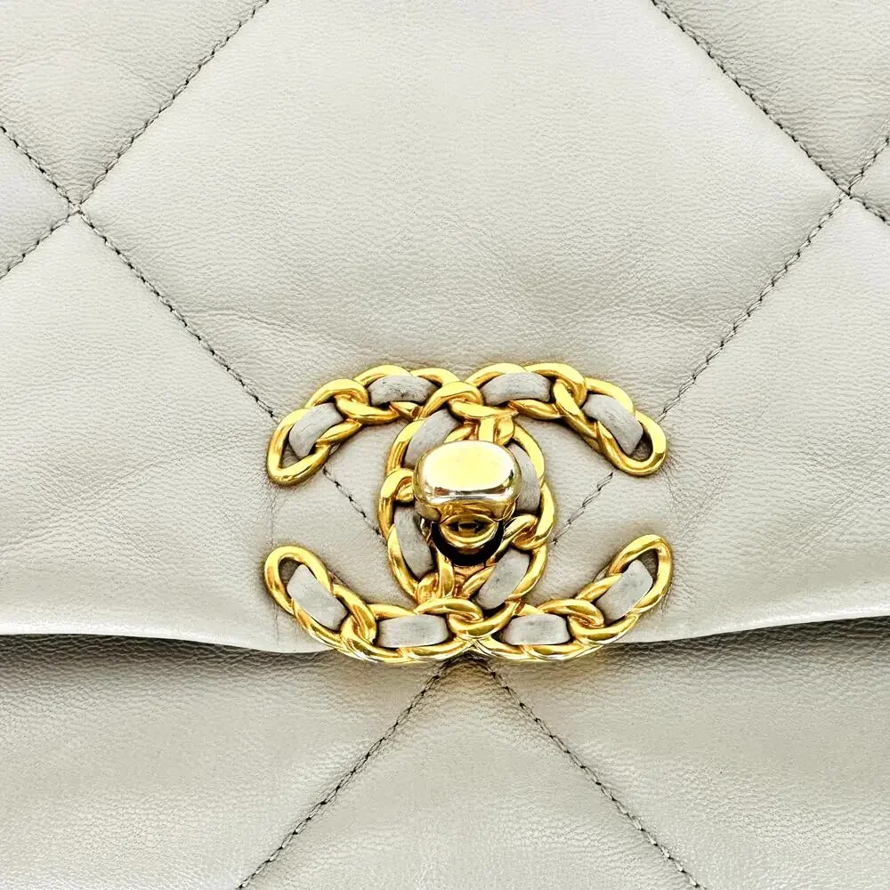 Chanel 19 Goatskin Quilted Medium Flap Purse Grey Tri-Color Chain Full Set & Box